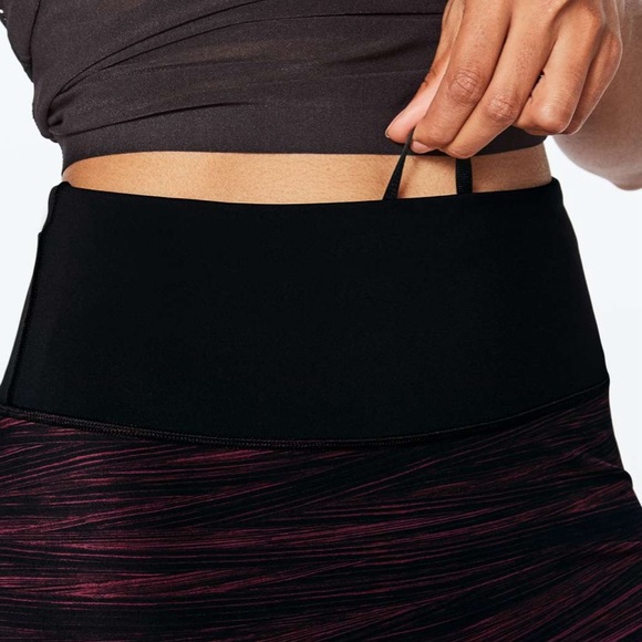 ❤️‍🔥Lululemon Run The Day Crop (23”) *Nulux
Low Tide Blush Berry Black / Black - Picture 5 of 11